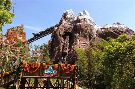 A Complete Guide to Disney's Expedition Everest