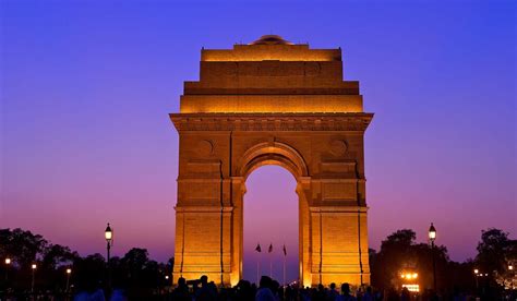 21 Most Famous Historical Monuments of India - Monuments in India