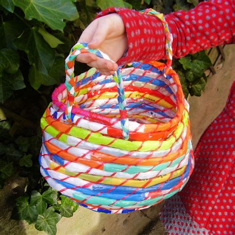 25 Easy Plastic Bag Crafts: Things to Make with Plastic Bags