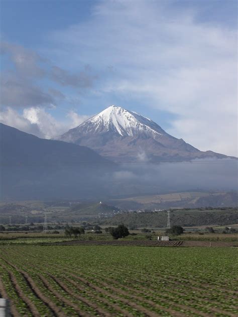 Pico de Orizaba | Volcano and highest point in Mexico seen f… | Flickr