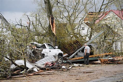 478 tornado reports across 25 states: How a mild winter led to ...