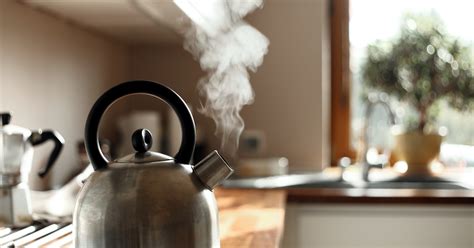 Why You Shouldn't Use Boiling Water To Make Tea