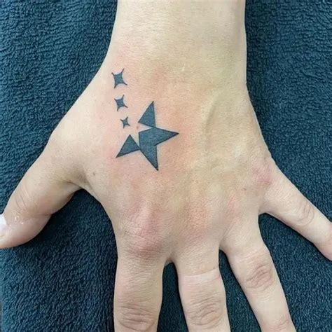 Discover 81+ star tattoo designs for ladies best - esthdonghoadian