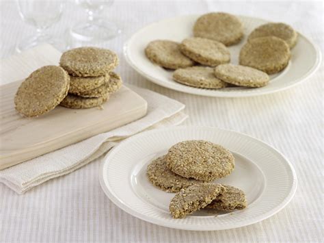 Traditional Scottish Oatcakes Recipe