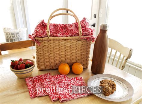 DIY Insulated Picnic Basket with Napkins - Prodigal Pieces