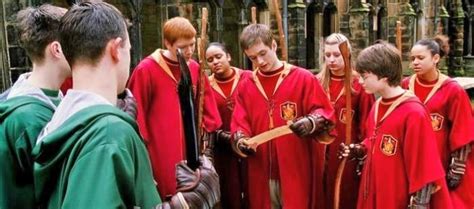 Slytherin and Gryffindor Quidditch Teams (1992) - Marcus Flint & Katie ...