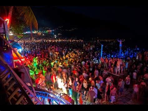 Phi Phi Islands ,Maya Bay , Beach Party - YouTube