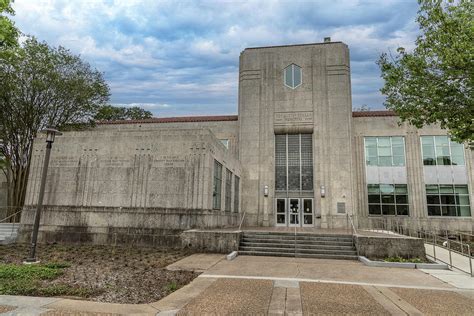 Student Life Plaza University of Houston 2 Photograph by John McGraw ...