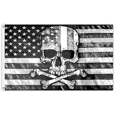 Best Skull And Crossbones Flags For History Buffs, Boat Lovers And Beyond