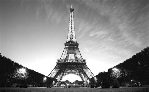 Black and White Paris Wallpaper - WallpaperSafari