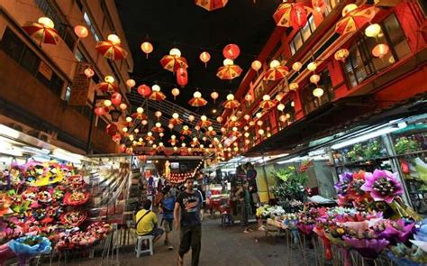 Shopping In Malaysia: Street Stores To Lavish Malls