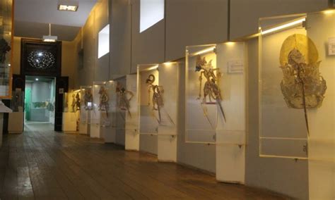 Museum Wayang Jakarta, Belajar Sejarah & Mengenal Dunia Pewayangan - iTrip