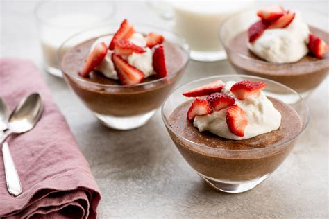 Easy Chocolate Mousse Recipe — The Mom 100