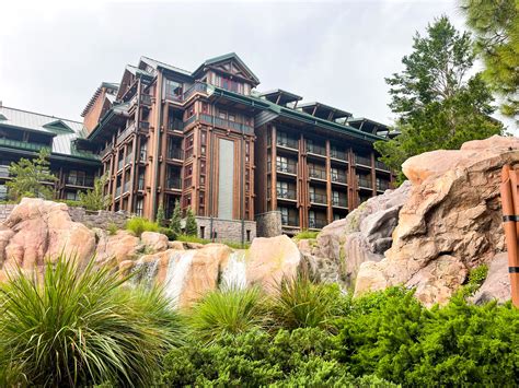 Disney's Wilderness Lodge.- Everything to Know BEFORE You Go