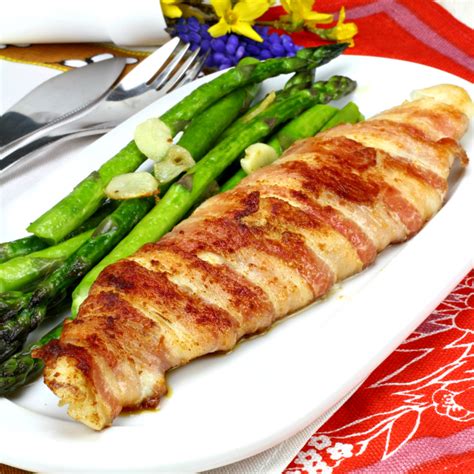 Bacon-wrapped Pangasius fillet - Foxy Folksy