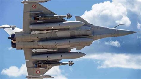 6 Rafale fighter jets with India specific enhancement to arrive in Dec ...