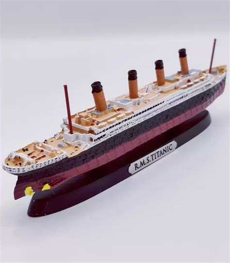 Titanic Ship Model | Made of heavy resin & extremely detailed