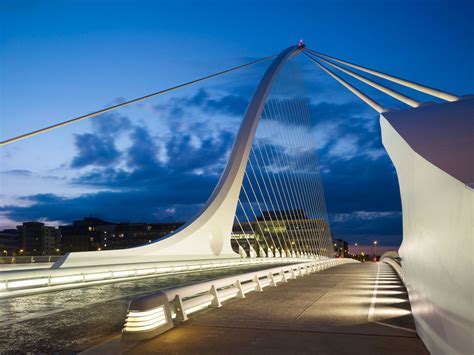 Samuel Beckett Bridge / Dublin (Gallery) - Santiago Calatrava ...