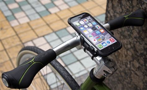 Bike Phone mount are best to place your phone | Gymfitness.com