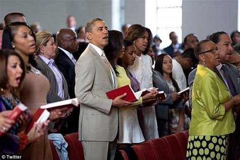 A Photo Of Barack Obama Singing Hymn In A Church On Easter Sunday ...