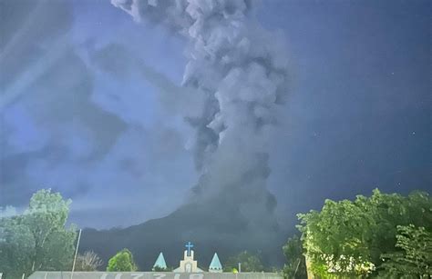 Kanlaon Volcano Eruption: LIVE UPDATES | Cebu Daily News