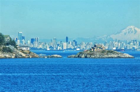 Pacific Ocean Vancouver Canada - Photorator