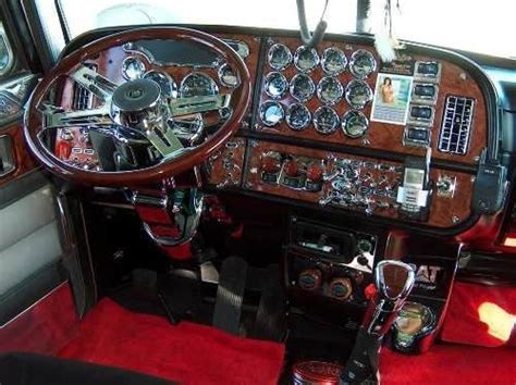 Peterbilt 379 salon #interior #design #cabin #truck #salon #peterbilt ...