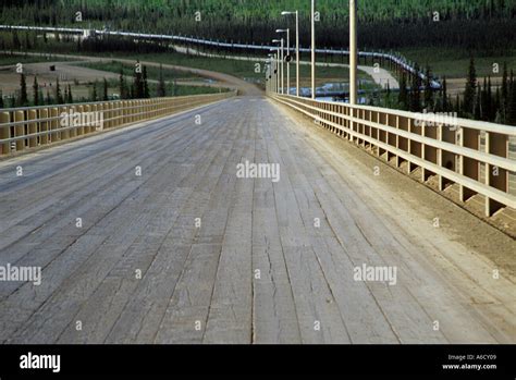 Yukon river bridge hi-res stock photography and images - Alamy