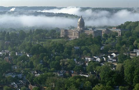 frankfort-kentucky - Kentucky Pictures - Kentucky - HISTORY.com