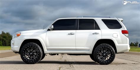 Toyota 4Runner Triton - D581 Gallery - Down South Custom Wheels