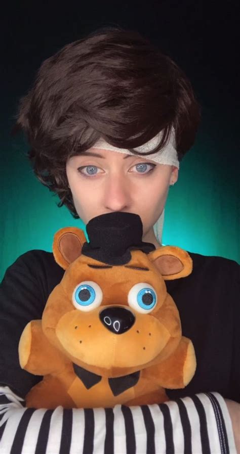 Crying Child Cosplay FNAF | Fnaf cosplay, Fnaf, Fnaf costume