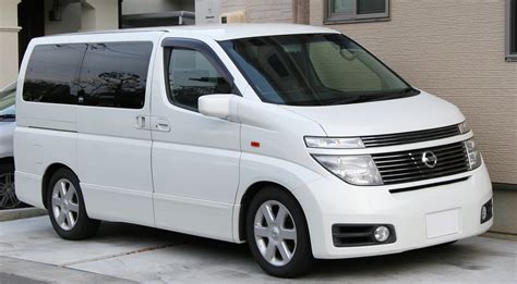 Nissan Elgrand I (E50) 1997 - 2002 Minivan :: OUTSTANDING CARS