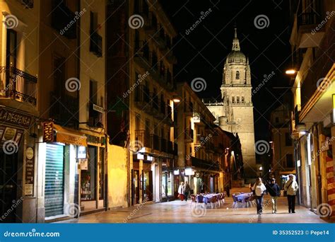 Salamanca at night editorial stock photo. Image of construction - 35352523