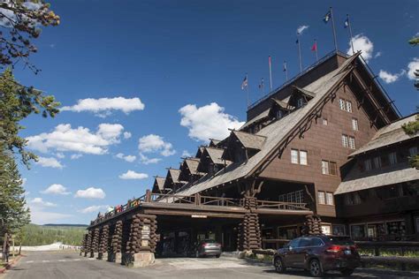 Experiencing the Old Faithful Geyser Basin - Jackson Hole Traveler