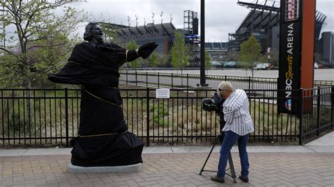 Kate Smith Statue 2 | Globalnews.ca