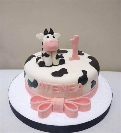 35 Cow Cake Design (Cake Idea) - March 2020 | Cow cakes, Cow birthday ...