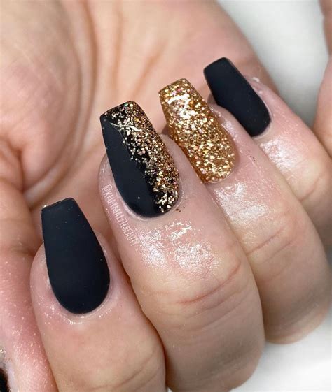 UPDATED: 64 Elegant Gold and Black Nails (Nov 2020)