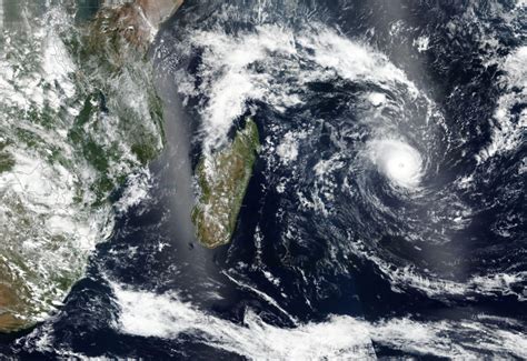 Madagascar, Mozambique prepare for ‘dangerous’ Cyclone Freddy | PBS News