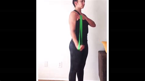 Single Arm Tricep Extension with Mini Band - YouTube