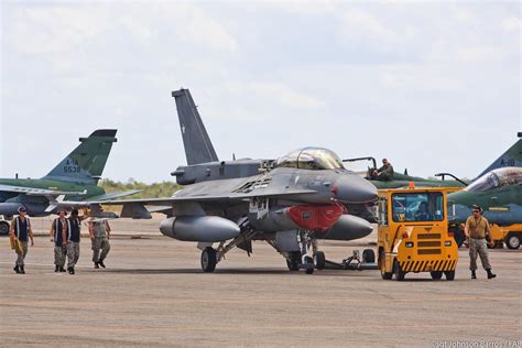 F-16D 'Peace Puma' from the Chilean Air Force, guardian of the northern ...