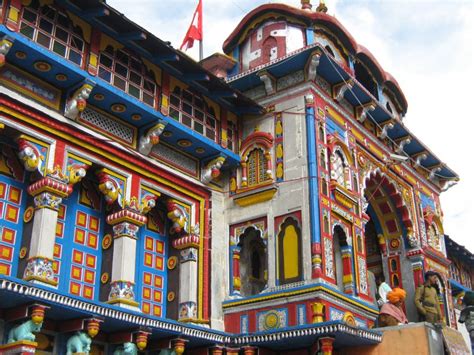 Badrinath Temple - Photos, Timings, History, Travel Info, Puja Details