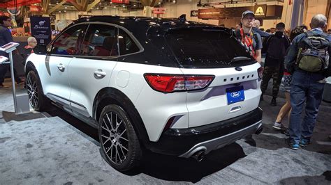 Ford Shows off New AWD Sport Hybrid Escape - Ford-Trucks.com