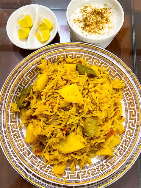 Turmeric Potato Rice (Tahiri Recipe) - Healthier Steps