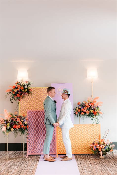 37 Epic DIY Wedding Backdrops and Ideas - Green Wedding Shoes