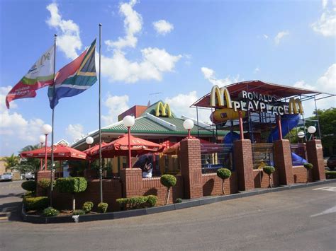 Panoramio - Photo of Mcdonalds ,Rustenburg South Africa | Mcdonalds ...