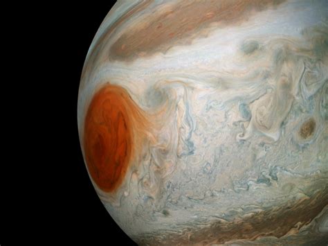 NASA's Jupiter probe captures new photos of the planet, Great Red Spot ...