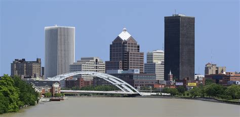 File:Skyline Rochester, NY.jpg - Wikipedia