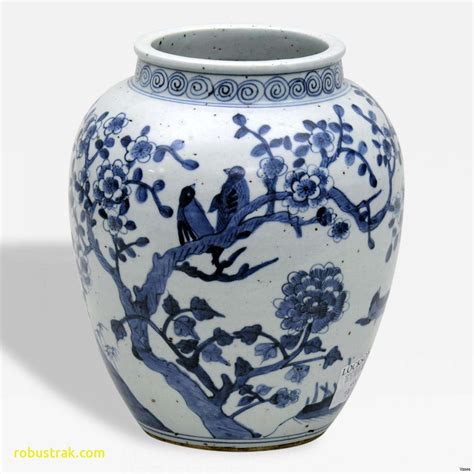 14 Popular Antique Porcelain Vases 2024