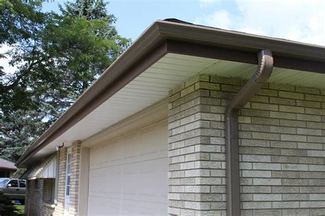 Seamless Rain Gutters - Hubertus - BCI Exteriors