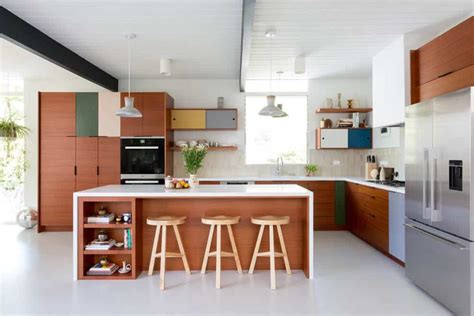 20 Fab Mid Century Modern Kitchen Designs For Vintage-Inspired Style